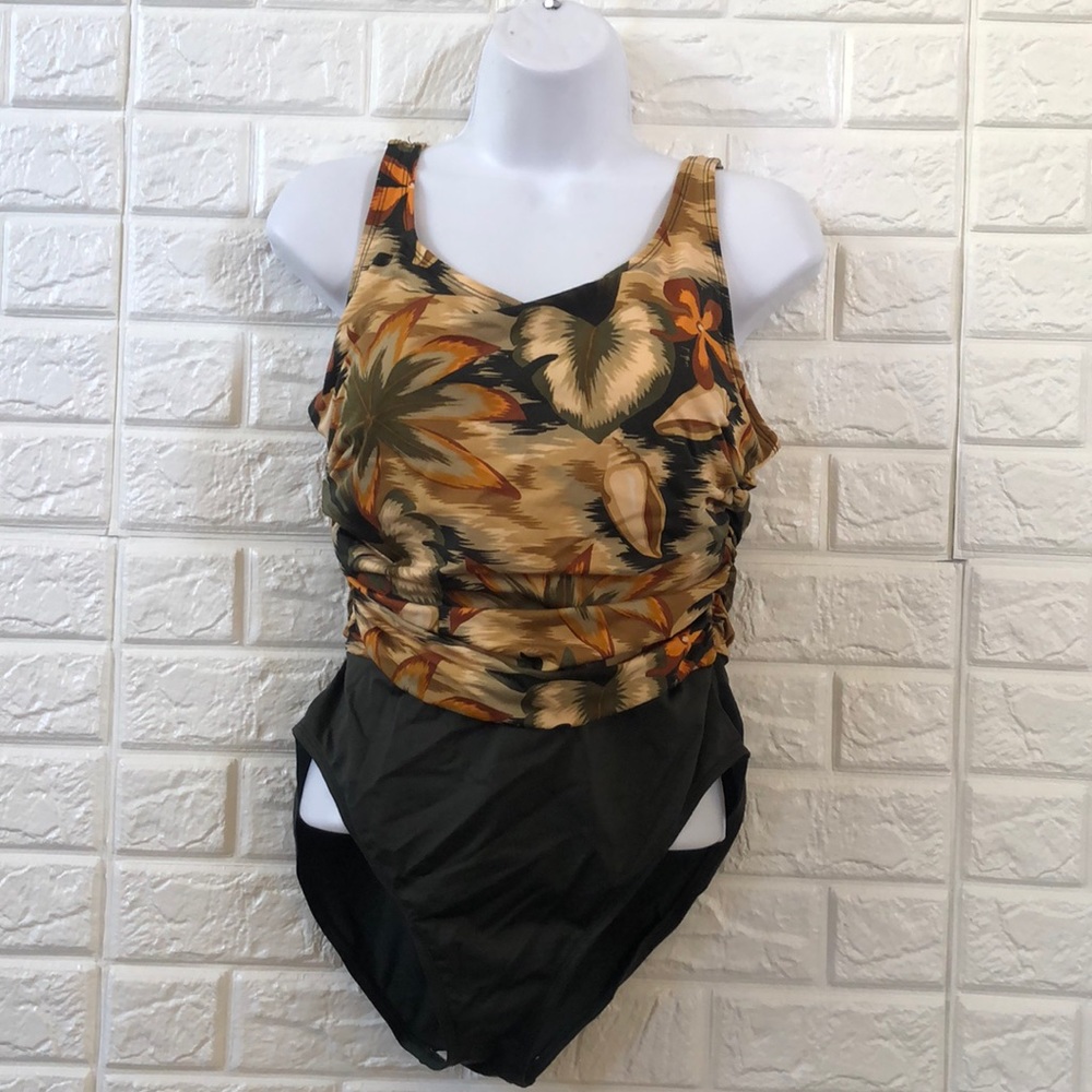Beach Cabana‎ tropical hunter green bathing suit